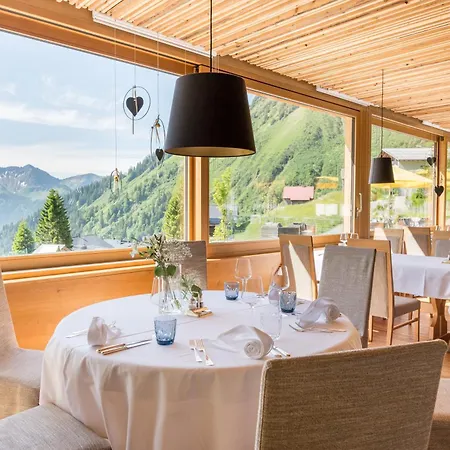 Alpenresort Walsertal Hotel 4*