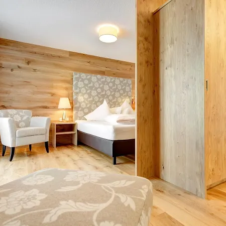 Alpenresort Walsertal Hotel Damuels